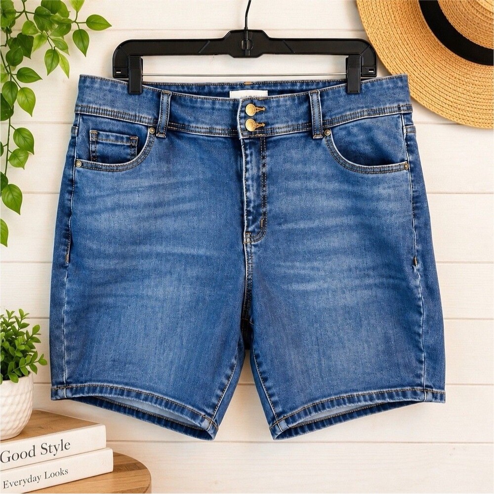 Lane Bryant Flex Magic Waistband Womens 18 Blue Denim Bermuda Shorts High Rise